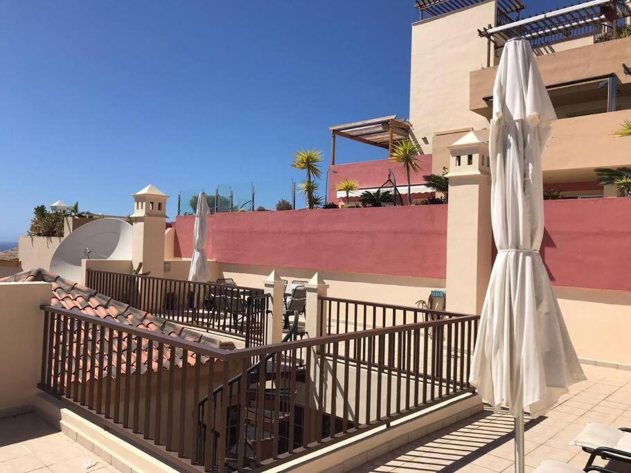 33 Pleasures Del Duque Apartment Costa Adeje  Esterno foto